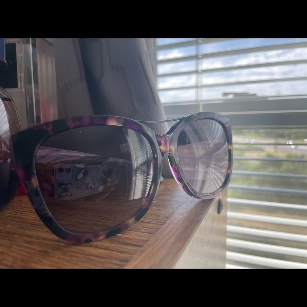 Brand New Oscar de Larenta Sunglasses multi colored purple